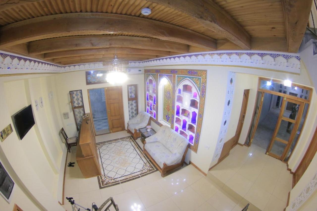 Old House Hotel Buxoro Luaran gambar