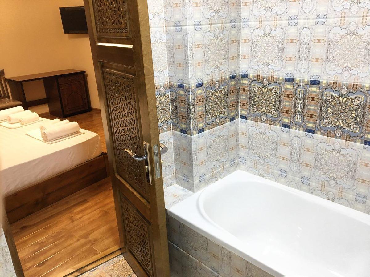 Old House Hotel Buxoro Luaran gambar